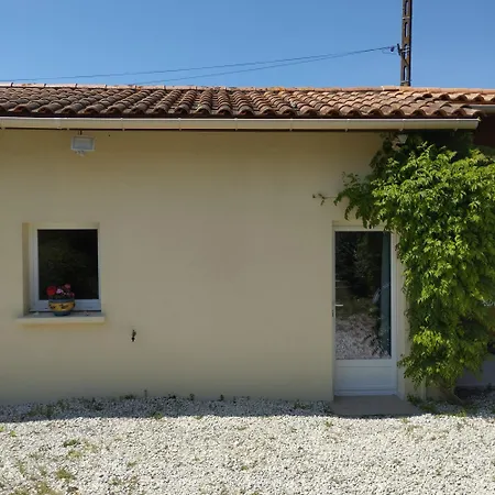Apartamento 1 *